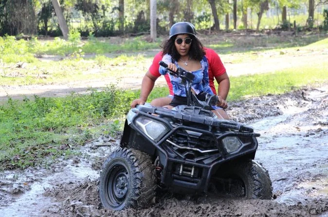 Tour en cuatrimoto en Amber Cove y Taino Bay en Puerto Plata